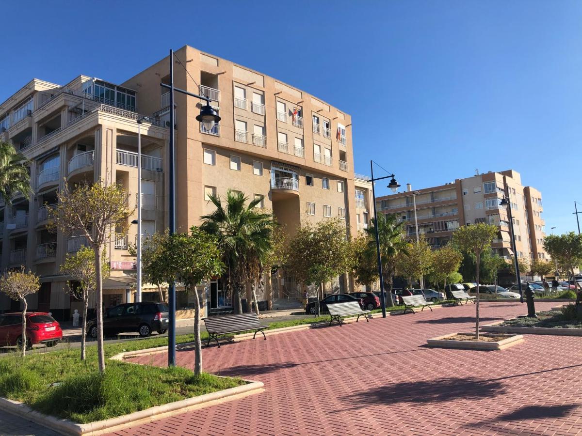 Apartamento Santa Pola"The Guitar" 300 M De La Playa Екстериор снимка